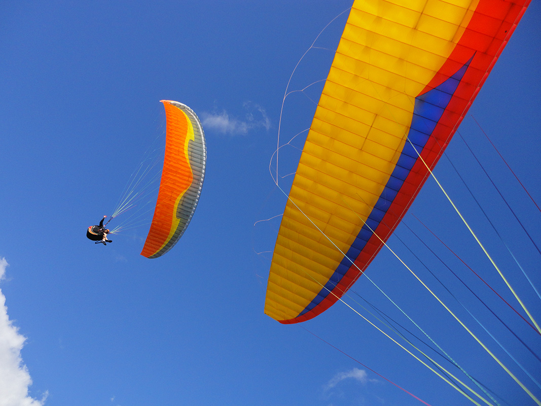 Voo Duplo de Parapente em São Vicente SP